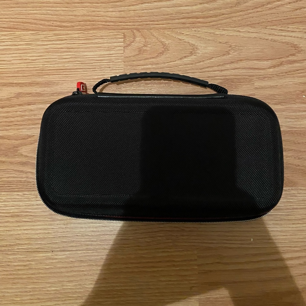 Game Traveler Case - Picture 6 of 7